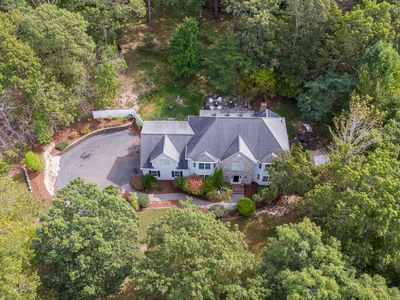 25 Roast Meat Hill Road