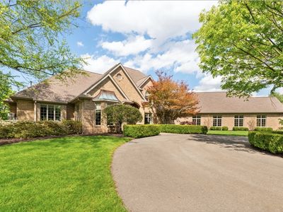 108 Heritage Ln