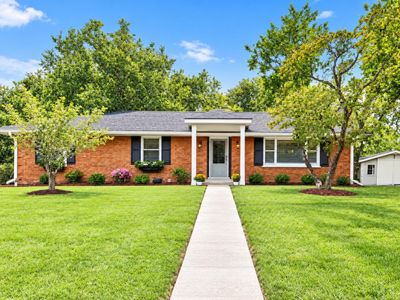 3272 Saxon Dr