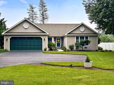 4A Sycamore Dr