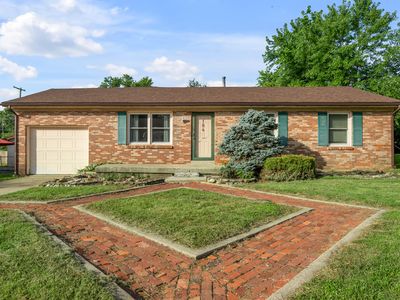184 E Tiverton Way