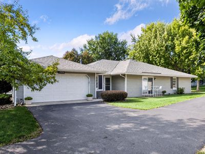 7775 Glenda Ct