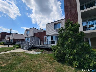 225 West Walk #225