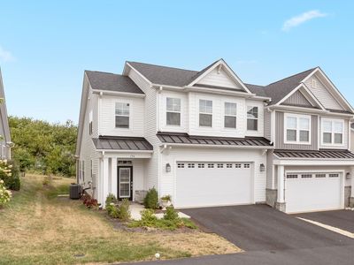 136 Ridgeline Dr