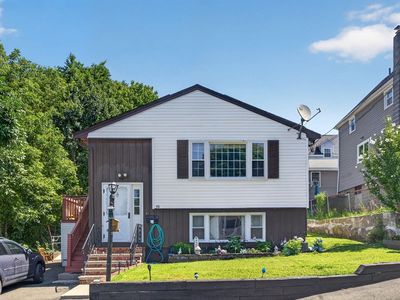 39 Mountain Ave