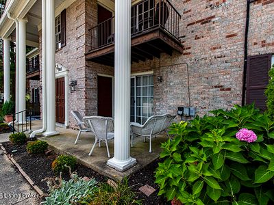 503 Logsdon Ct