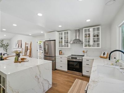 1706 Las Gallinas Avenue