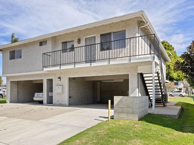 1127 Acadia Pl