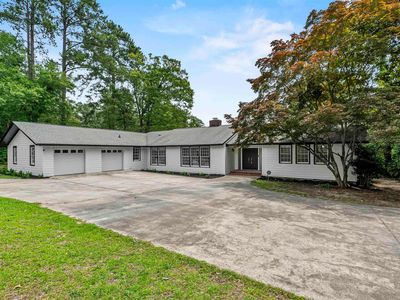 18 Northlake Rd