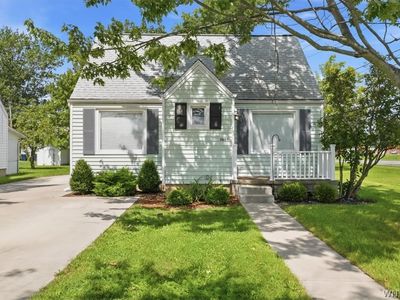 1803 Huth Rd