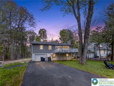 1292 Winding Way