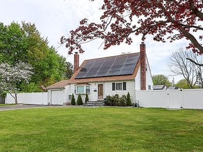 1551 Lincoln Boulevard