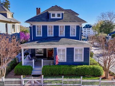 98 Duke Of Gloucester St
