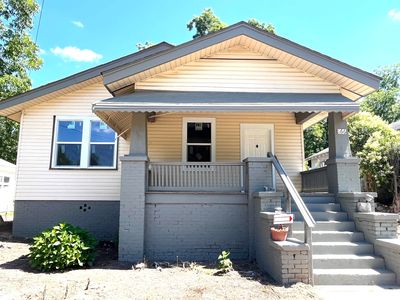 166 Edwards Ave