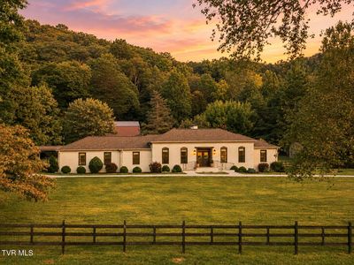 2277 Rock Springs Rd