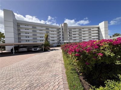300 Park Shore DR #1B