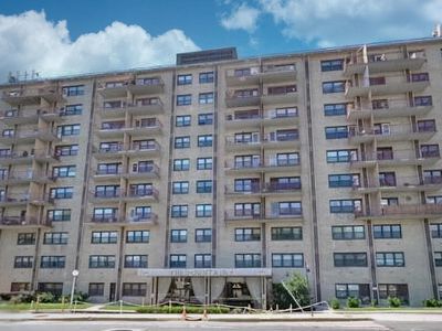 1000 Clove Rd APT 8E