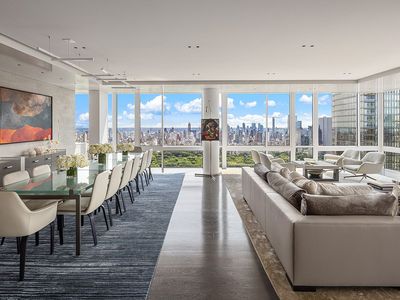 101 W 67th St