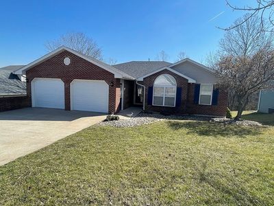 1611 Independence Dr