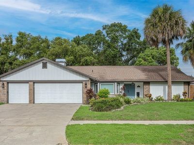 1046 SYLVIA LANE