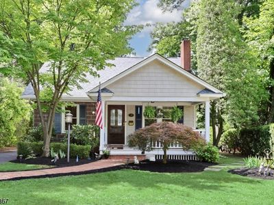 14 Sterling Pl