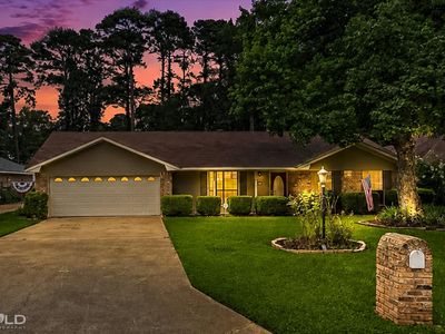 10011 Trailridge Dr