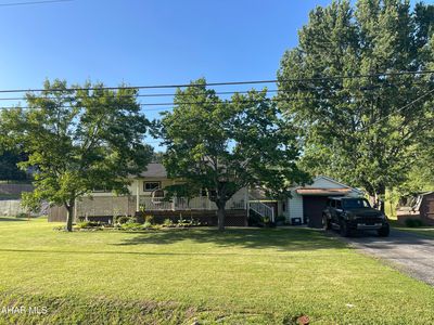 1162 Maple Hollow Rd