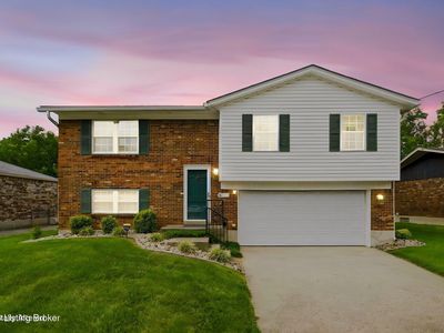 6211 Lynnchester Dr