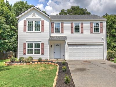 12 Glenabbey Dr NW