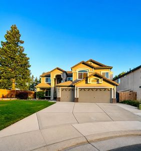 8770 Bottle Brush Ct