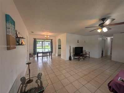 1689 SE Floresta Dr