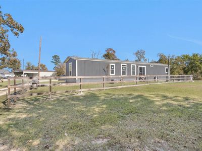 622 Lakeshore Dr