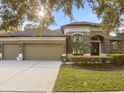 5586 Whispering Woods Point