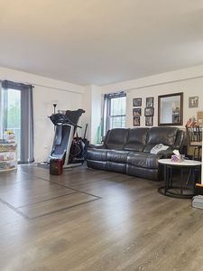 380 Cozine Ave APT 3H