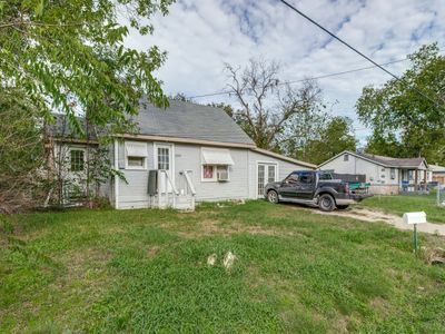 2009 Pecan St