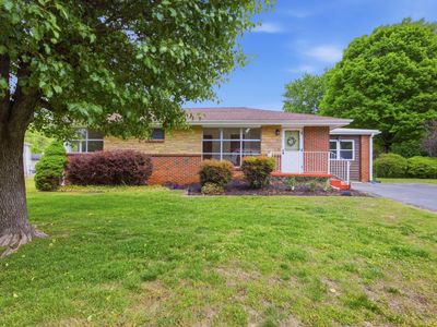 111 Passons Rd