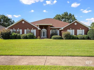 323 Manchester Ln