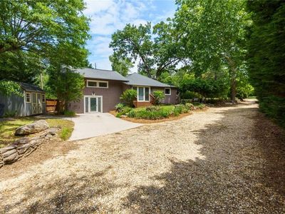 4010 Lower Roswell Rd