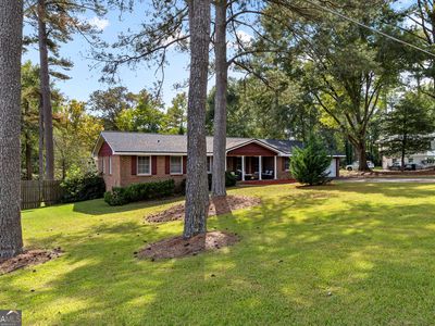 2045 Forest Dr