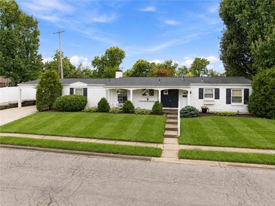 1221 James Rd