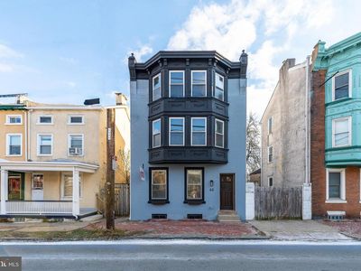 46 W Washington Ln
