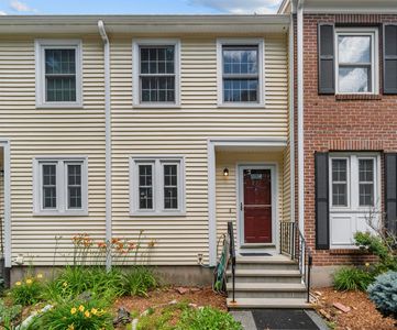 923 Fox Hollow Way #923