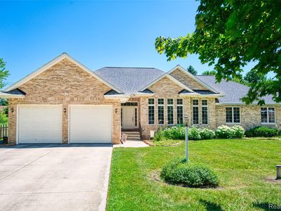 Property at 5382 Meadowlawn Rd, Fowlerville, MI