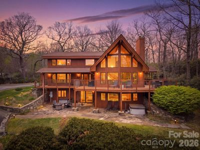 6 Orchard Knob Ln
