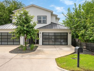1103 Saucedo St #1