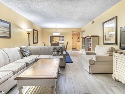 1747 Pebble Beach Dr APT 315