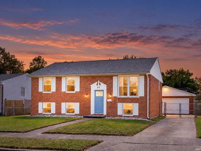 814 Dover Ct