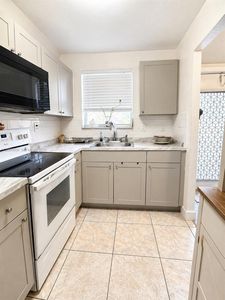 8345 Sunrise Lakes Blvd APT 203