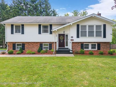 Property at 141 Parkway Drive, Cobleskill, NY