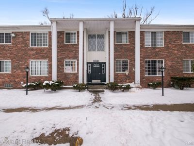 39417 Van Dyke Ave APT 605